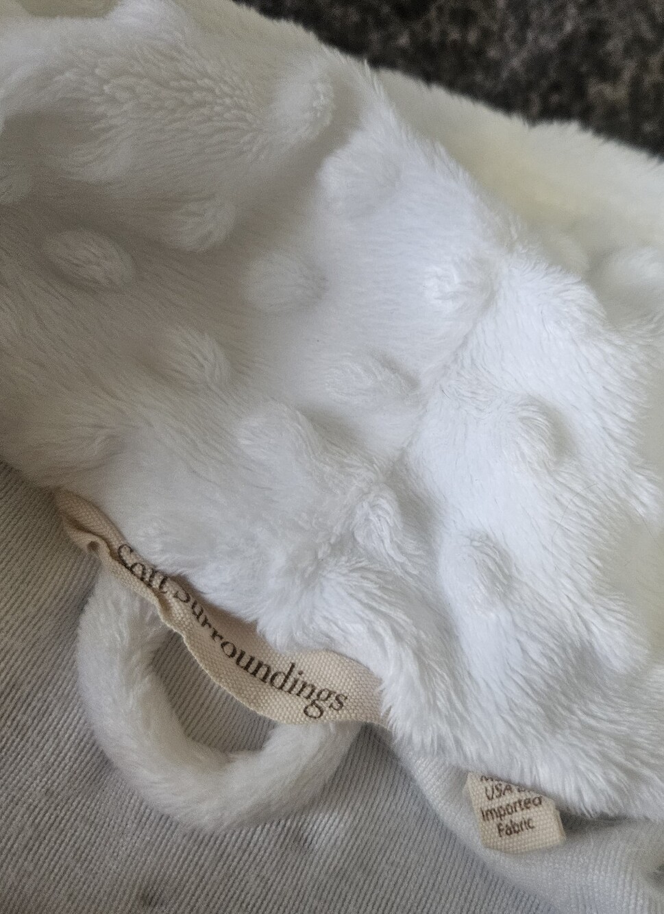 Soft Surroundis Dot Textured White Plush Robe - Picture 4 of 8